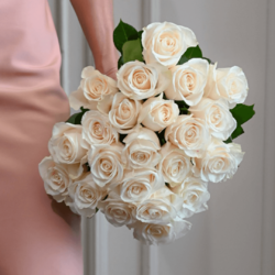 21 белая роза 50 см.